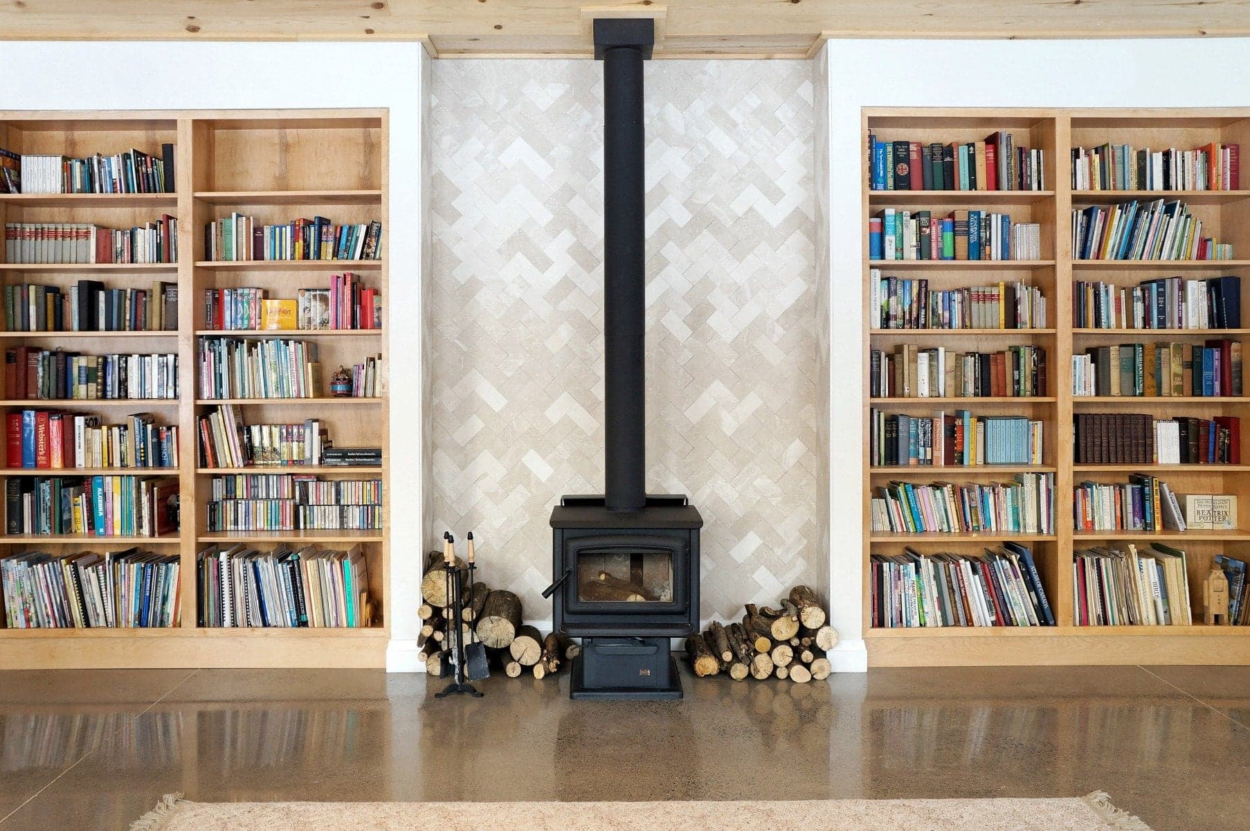 Tile flooring with fireplace feature wall